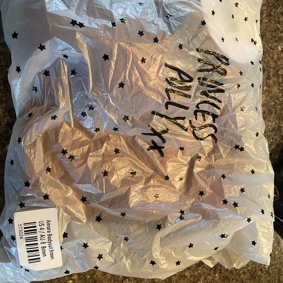 BNWT Princess Polly Amora Bodysuit- Small - Picture 4 of 4